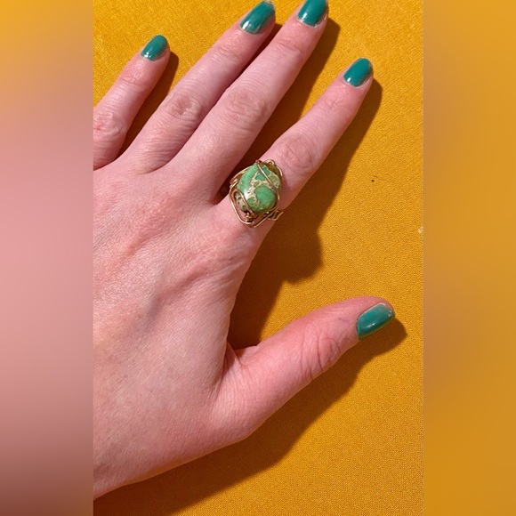 Wire wrapped turquoise ring - Picture 7 of 9